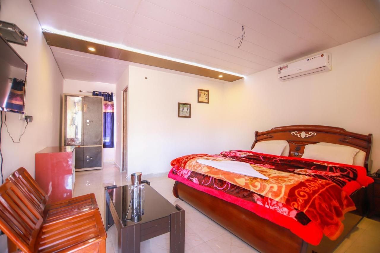 V Resorts Brv Resort Mussoorie Dış mekan fotoğraf